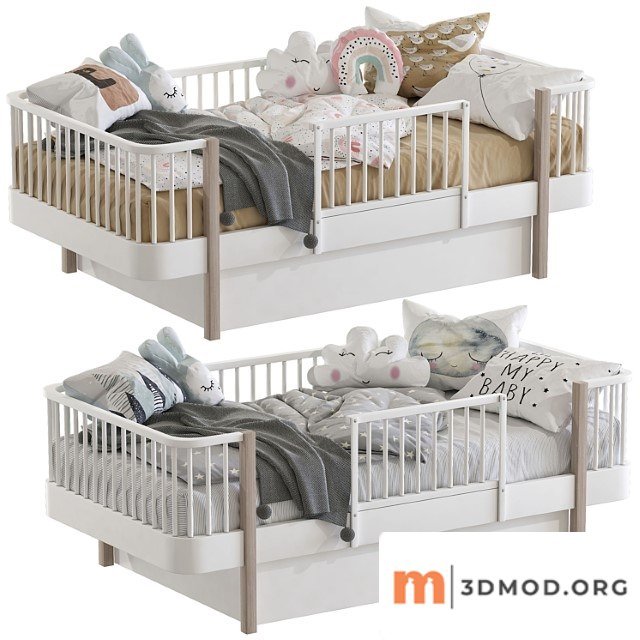Canopy bed